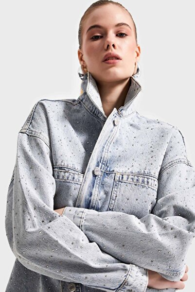its basic Snow Colored Women's Denim Jacket - 3S5-3 Loose Fit, 100% Cotton, Stone Detail
