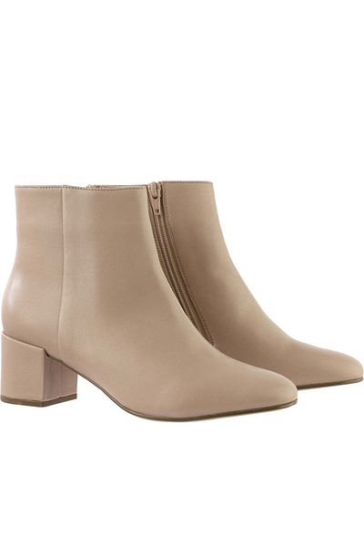 HÖGL Hogl Beige Booties Womens Shoes