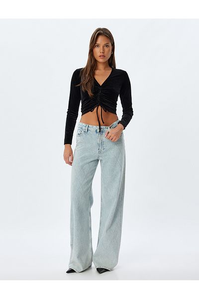 Koton Tricou crop din catifea cu mânecă lungă cu decolteu în V - Slim Fit cu șnur