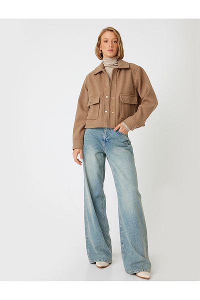 Koton Kaschmir-Crop-Jacke – Hemdkragen, Knöpfe und Taschen