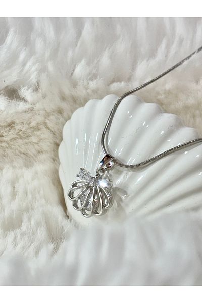 Store Oyster Model Stone Women's Stainless Steel Necklace Hypoallergenic & Adjustable Chain