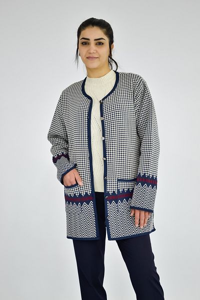 Tuğra Jachetă cu model cu picioare de corb cu gâtul rotund