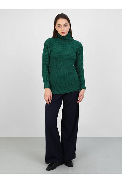 Por La Cara Zumrut Green Knitwear Tunic - Por La Cara Model