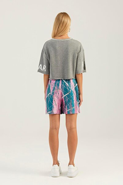 Naar Işıltı Detaylı Şort