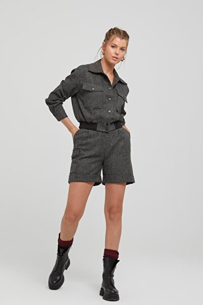 Naar Kadın Desenli Yüksek Bel Cep Detaylı Kısa Siyah Şort NAAR91406-SİYAH