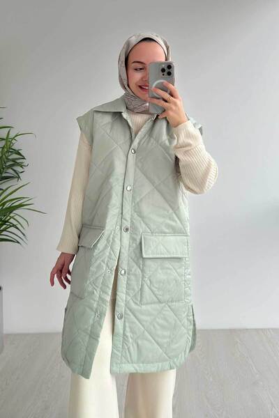 Ka Hijab Water Green Quilted Vest - Pocket Detail