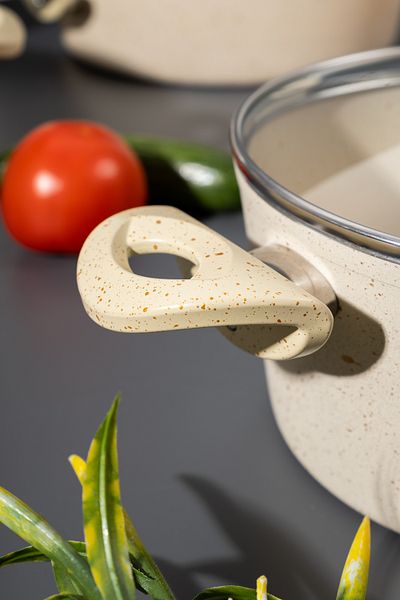 Skygo Avng 7-Piece Cream Granite Cookware Set – Durable and Stylish Design 26 cm