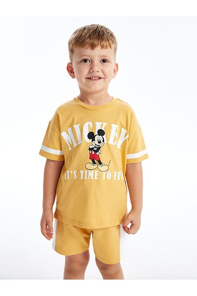 LC Waikiki Lcw Crew Neck Short Sleeve Printed Baby Boy T-Shirt and Shorts 2-Piece Set Fast Fashion