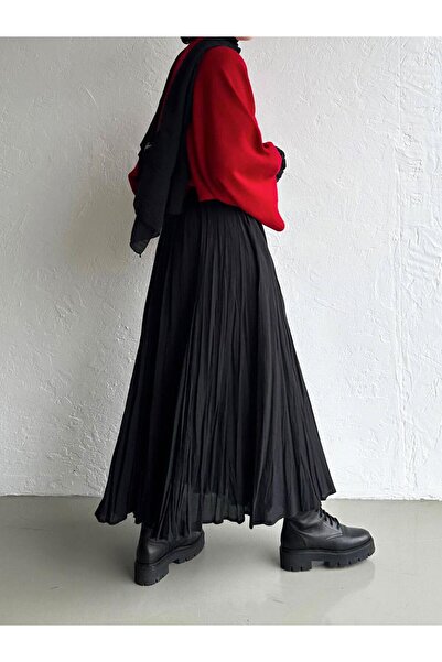 MELEK ARAZ Fusta neagră din voile Crush