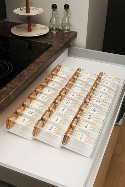 color house 27 Pieces of Bamboo Lids 300ml Borosilicate (Cam) Seasoning Jar and 6 Organizer Stands (White)