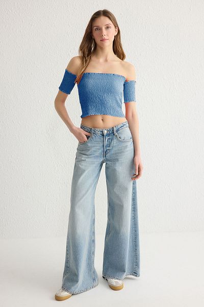 Trendyol Collection Light Blue Stretchy Carmen Collar Crop Blouse - Gipeli, Fitted Twoss25Bz00173