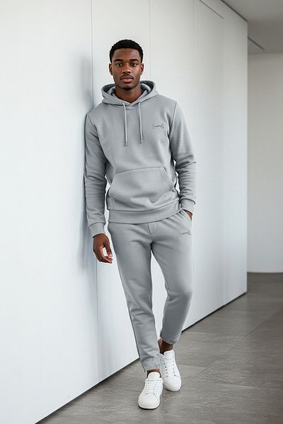 Trendyol Collection Σετ φόρμας φούτερ με κουκούλα σε γκρι κέντημα - TMNAW24EM00000