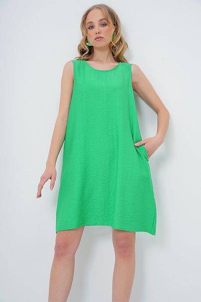 Trend Alaçatı Stili Women's Green U Neck Zero Sleeve Double Pocket Aerobin Summer Dress Alc-X13575