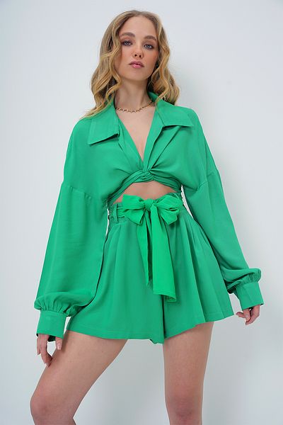 Trend Alaçatı Stili Green Double Breasted Blouse and Double Pocket Shorts Set - Shirt Collar with Binding Detail Alc-X13475