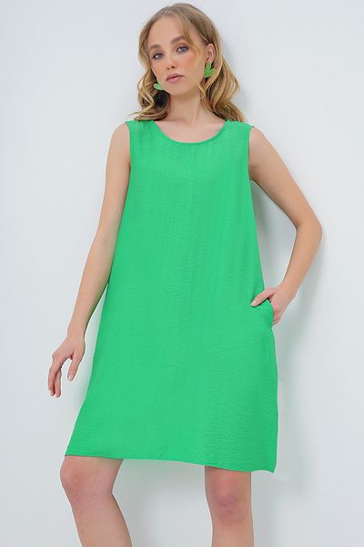 Trend Alaçatı Stili Women's Green U Neck Zero Sleeve Double Pocket Aerobin Summer Dress Alc-X13575