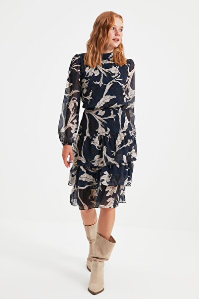 Trendyol Collection Sötétkék derék kifolyók, álló gallérral bélelt Midi Chiffon Flight Flight téli ruha TWOAW21EL0354