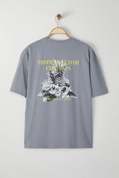 Trendyol Collection Μπλουζάκι από βαμβακερό γκρι μοτίβο φρούτων - TMNSS25TS00052