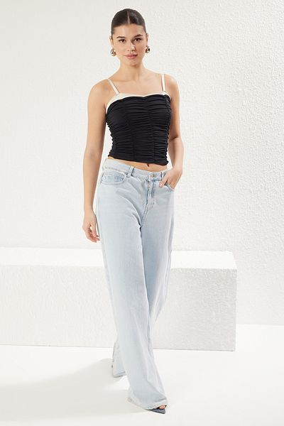 Trendyol Collection Μαύρη δαντέλα με λεπτομέρεια Shiring/Draped Color Block Εφαρμογή/Σωστή πλεκτή μπλούζα TWOSS25BZ00028