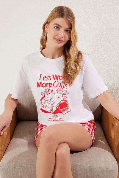 Trendyol Collection Rotes Pyjama-Set aus 100 % Baumwolle mit Karomuster THMSS25PT00178