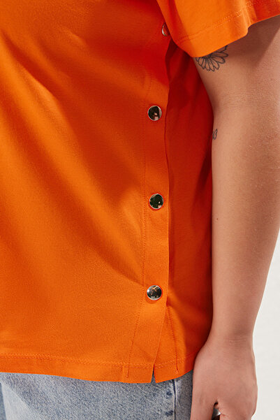 Trendyol Curve Plus Size Orange Boyfriend Fit T-Shirt - Side Snap Detail, 100% Cotton, Tbbss24Bf00000