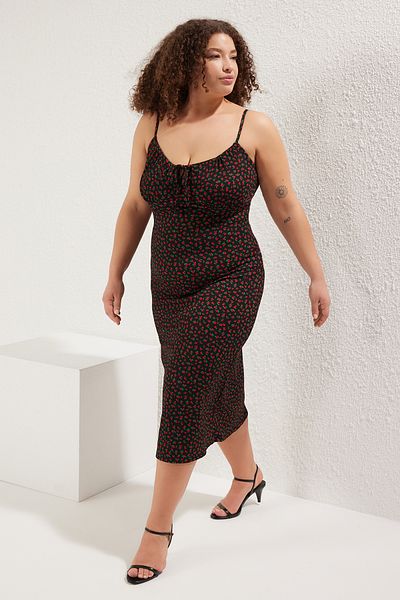 Trendyol Curve Plus Size Black Floral Print A-Line Dress - Tbbss25Ah00093