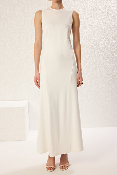 Trendyol Modest Ecru obyčejné pletené interlockové šaty Tctss25Eb00045