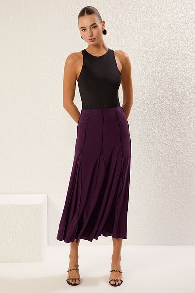 Trendyol Collection Flexibler Maxi-Strickrock von Godeli mit Pflaumennaht-Detail TWOAW25ET00156
