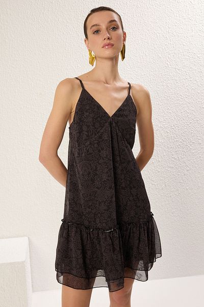 Trendyol Collection Μαύρο φλοράλ ίσιο κομμένο μίνι σιφόν υφαντό φόρεμα TWOSS25EL00192