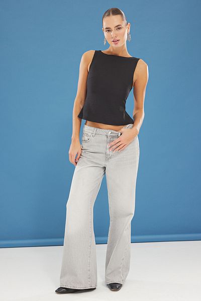 Trendyol Collection Μαύρη υφαντή μπλούζα με κρυφό φερμουάρ με λαιμό σκάφος TWOSS25BZ00244