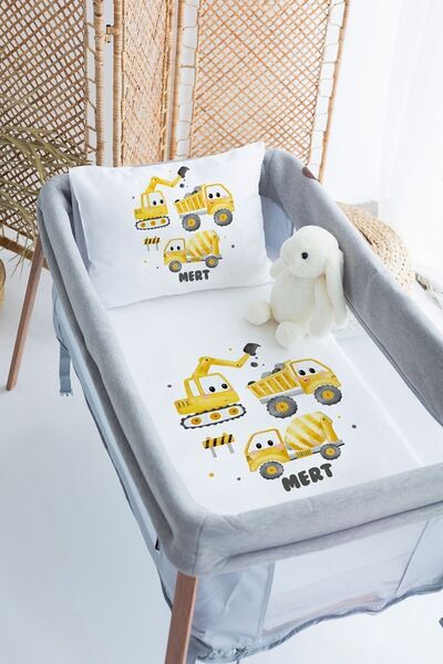 Lilabio %100 Pamuk Saten İsme Özel İsimli 70x120 Park Yatak Nevresim Seti Sarı Kamyonlar