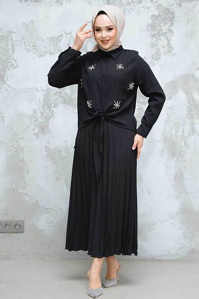 Neva Style طقم مكون من قطعتين مع تنورة حجاب سوداء بتفاصيل من الخرز 60062S