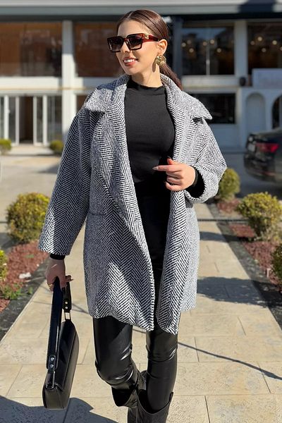 GÜLSELİ Λευκό και μαύρο γυναικείο παλτό με μοτίβο ψαροκόκαλο με επένδυση