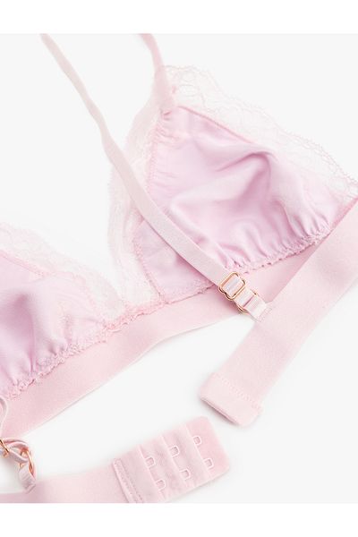 Koton Σουτιέν Bralet με λεπτομέρεια από βισκόζη με δαντέλα
