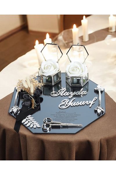 CyzHome Affinity Silver Engagement Tray - Wordless Features
