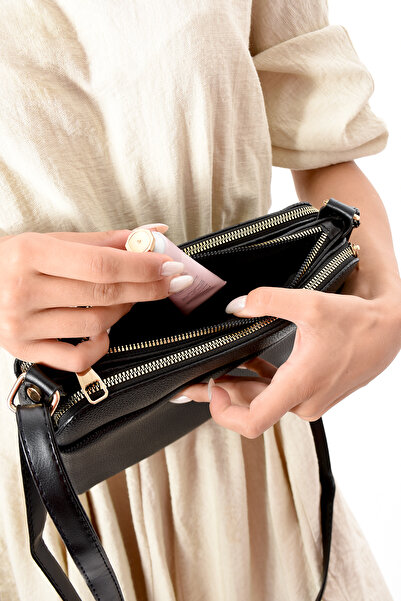 Morpelikan Women's Black Matte Shoulder Bag with Adjustable Cross Strap, 4 Compartments and Metal Zipper