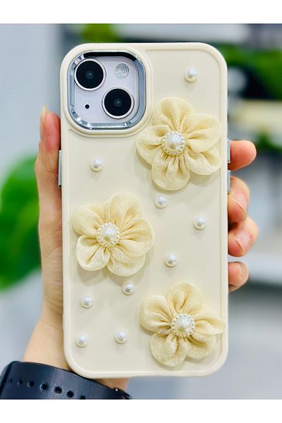 Go Aksesuar حافظة سيليكون متوافقة مع هاتف Iphone 14 Plus - 15 Plus بتصميم زهرة التول مع لعبة