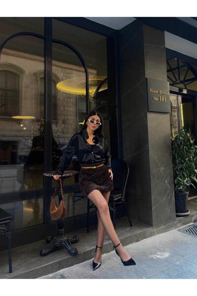 Butik La Lilyum; Düğmeli Salaş Saten Kadın Gömlek - Şıklığın Yeni Adresi