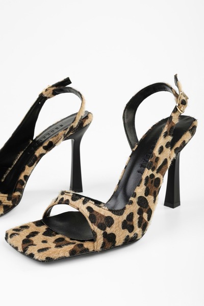 Shoeberry Kadın Tobian Leopar Desenli Tüylü Topuklu Ayakkabı