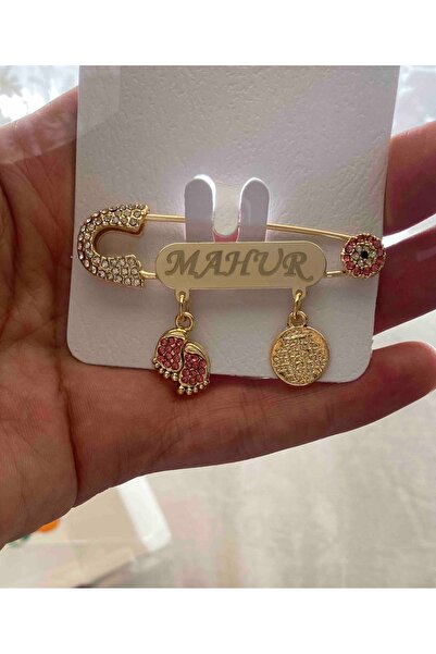 Serap Yılmaz Sahi Kaplama Isimli Pembe Taşlı Bebek Yaka Iğnesi 5 Cm
