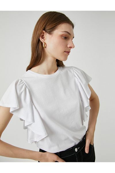 Koton T-Shirt mit Volantärmeln und Rundhalsausschnitt