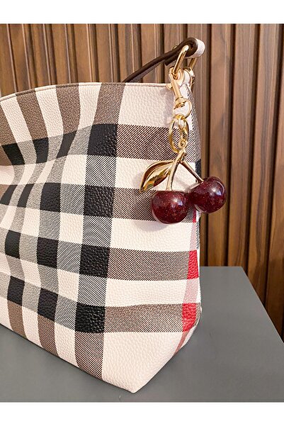 Zeta Collection بيرلاين بلو - ملحق حقيبة الكرز على شكل سلسلة مفاتيح