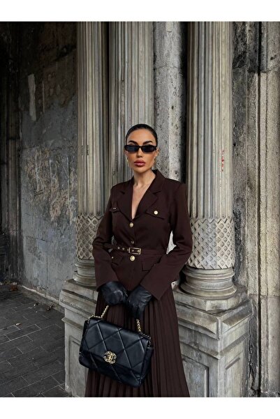 buqre's moda Premium Pleated Gold Buttoned Belted Jacket Skirt Set