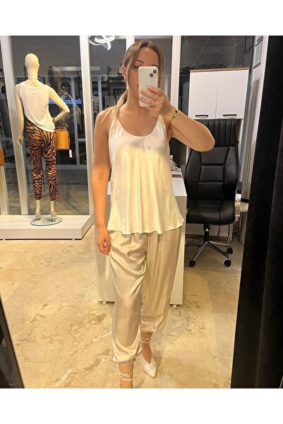 ŞEYMA KANDEMİR Zincir Askılı Saten Bluz