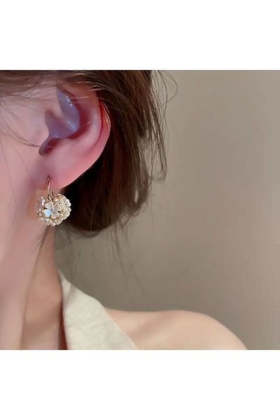 Minnoş Dükkan Flower Earrings