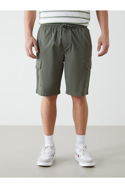 LC Waikiki New Season Standard Fit Gabardine Men's Cargo Sort - S55665Z8