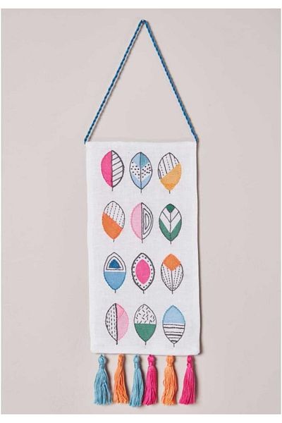Anchor Modern Wall Board Leaves Embroidery Kit (30X15Cm)