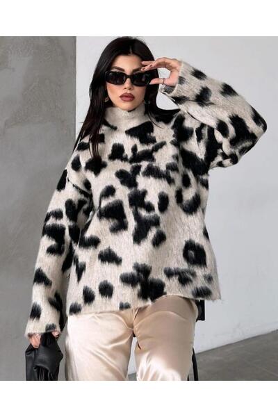 Butik DİK YAKALI JARDONLU KAZAK