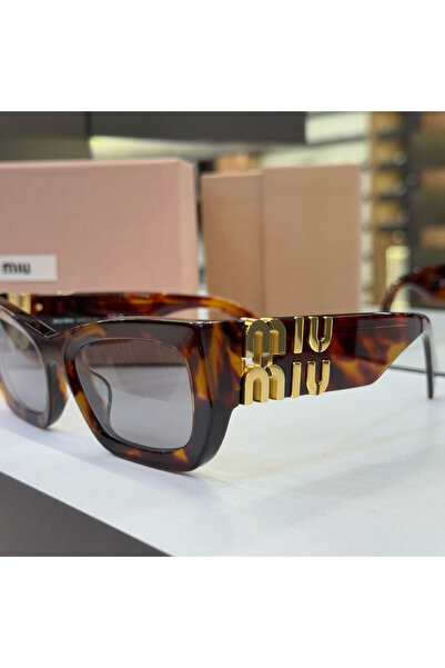 Miu Miu Kadın Güneş Gözlüğü