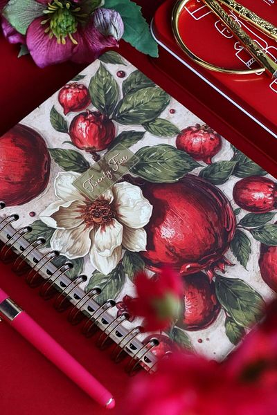 STOREMAX MU-ARTSHOP Дневници със спираловидни твърди корици 2025 Дневен дневник A5 tnca 871301