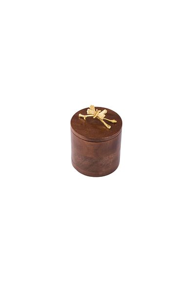 Dania Round wooden box with gold brooch, size 10 cm